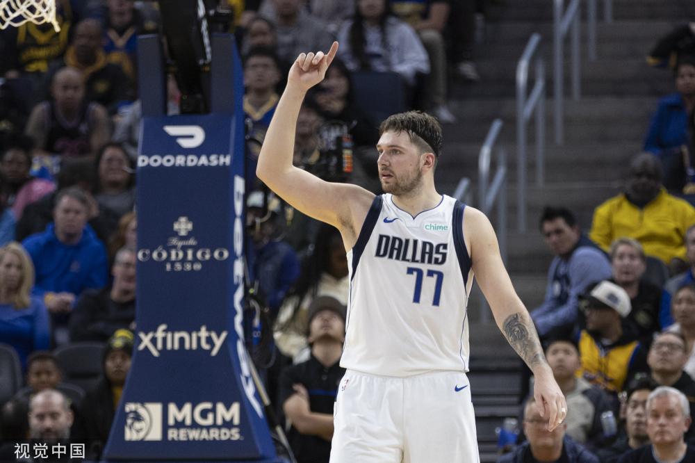 轻的中场球 轻的中场球