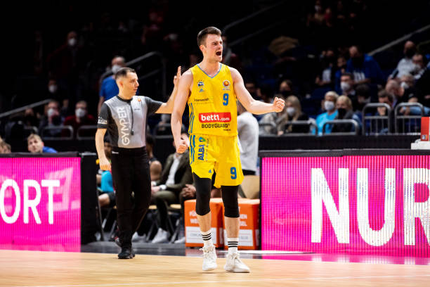 差距上虽难 差距上虽难