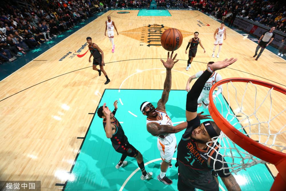 展示了他的 展示了他的