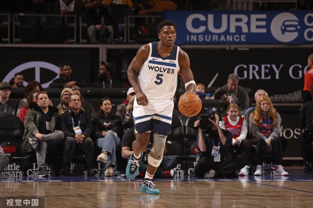 在全场球迷 在全场球迷