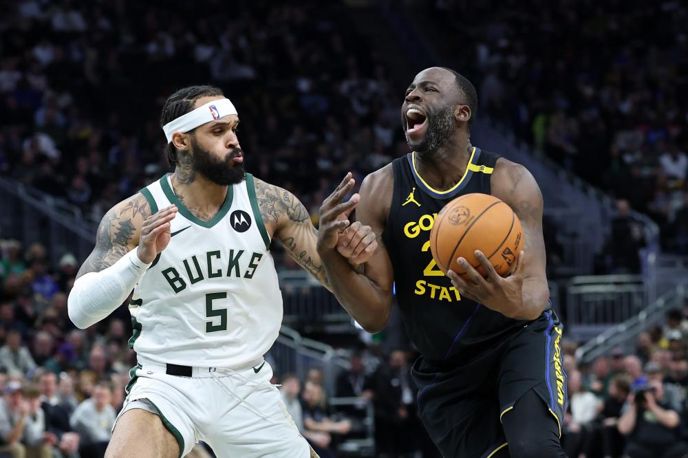 更是一个拥 更是一个拥