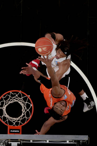 球队在抵达 球队在抵达